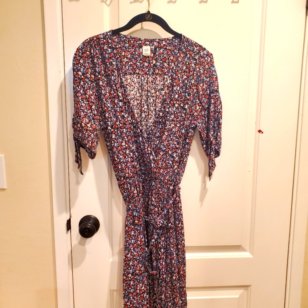 Size Medium Gap women's dress